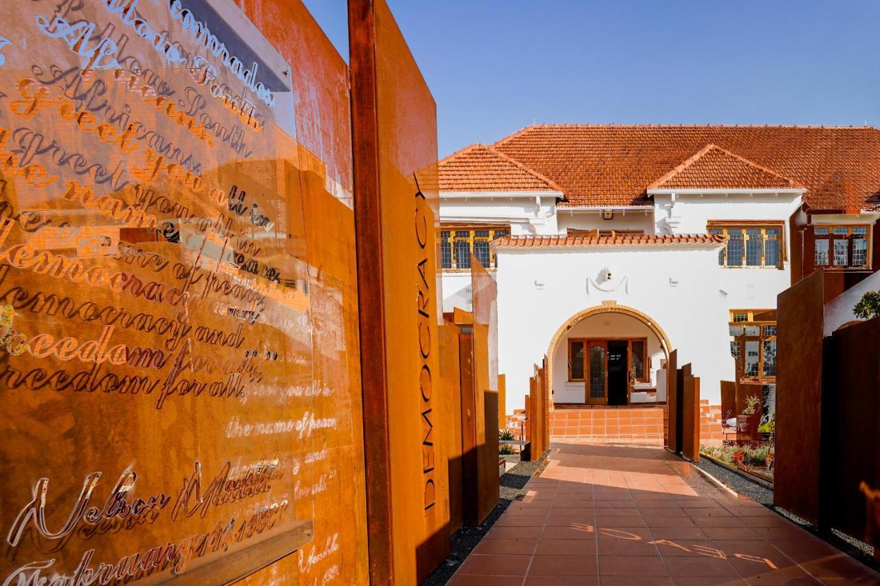 Готель Sanctuary Mandela Йоганнесбурґ Екстер'єр фото